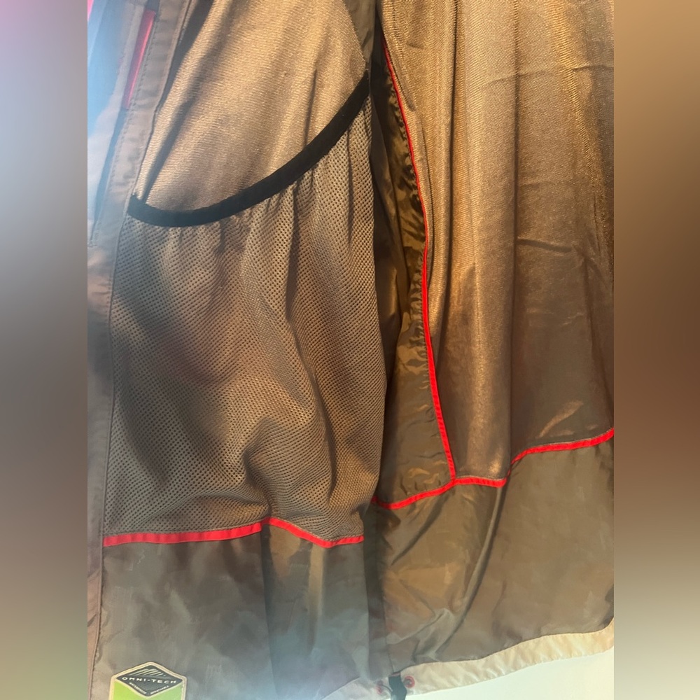 Columbia Men’s XL interchange Omni tech lined windbreaker. Grey and red. Zip up - Picture 5 of 15